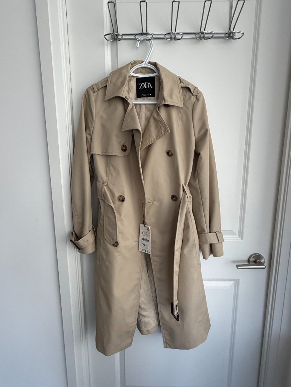 New Beige Trench Coat Size XS/SMALL (NWT)